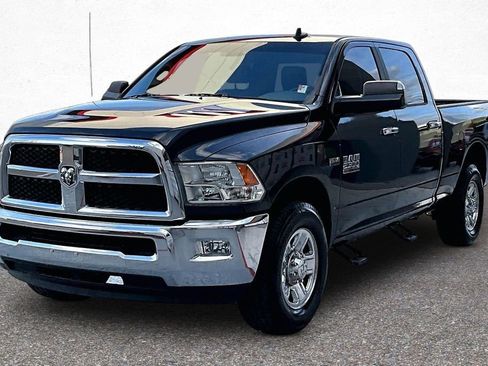 Used 2014 RAM 2500 SLT w/ Luxury Group image 4