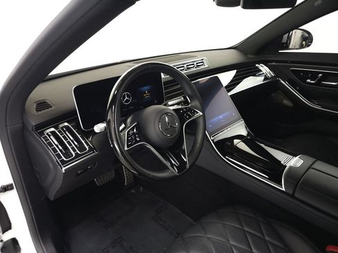 Used 2024 Mercedes-Benz S 580 4MATIC Sedan image 9