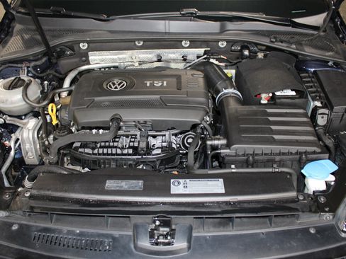 Used 2017 Volkswagen GTI Sport FWD image 36
