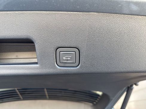 New 2026 Chevrolet Traverse LT image 36