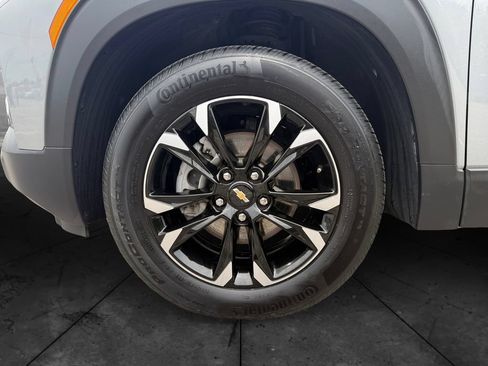 Used 2023 Chevrolet TrailBlazer LT FWD image 14