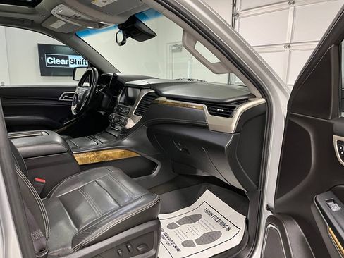 Used 2017 GMC Yukon XL Denali w/ Open Road Package AWD/4WD image 57