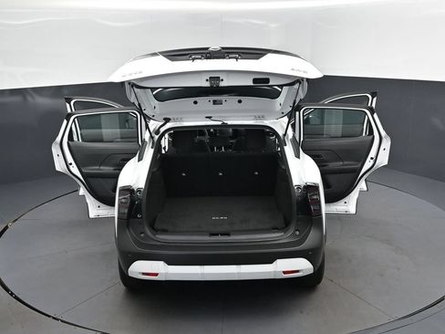 Used 2025 Nissan Kicks S AWD/4WD image 48
