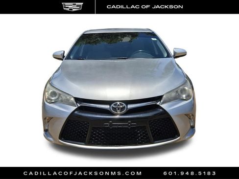 Used 2017 Toyota Camry SE FWD image 22