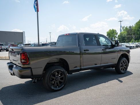 New 2026 RAM 2500 Big Horn AWD/4WD image 10