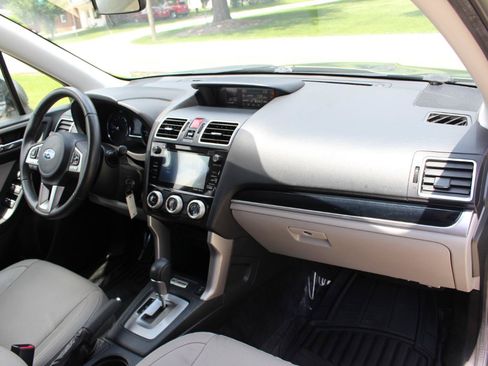 Used 2017 Subaru Forester 2.5i Limited AWD/4WD image 41