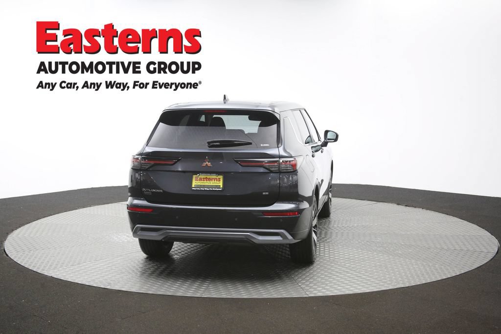 Used 2025 Mitsubishi Outlander SE AWD/4WD image 40