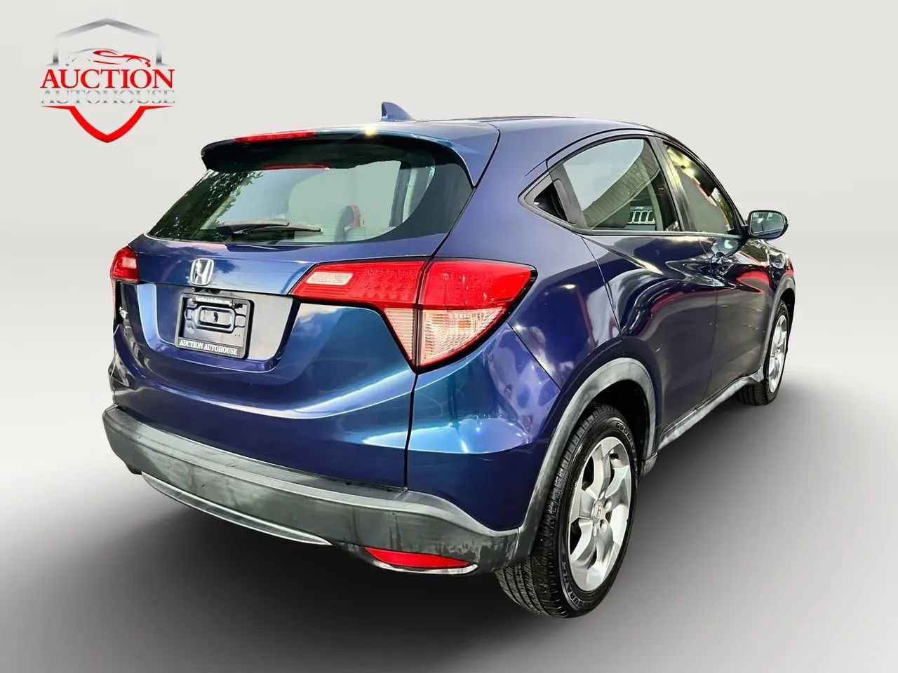 Used 2017 Honda HR-V LX image 5