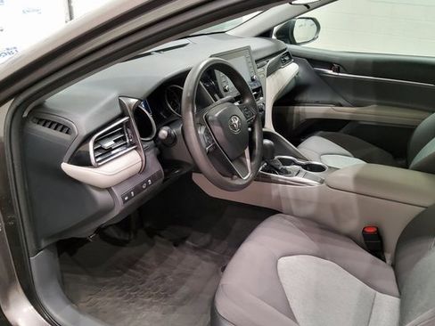 Used 2022 Toyota Camry LE image 14