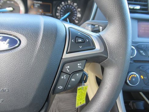 Used 2013 Ford Fusion SE image 20