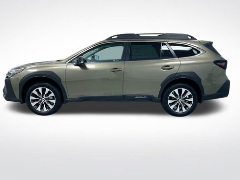 Used 2025 Subaru Outback Limited image 10