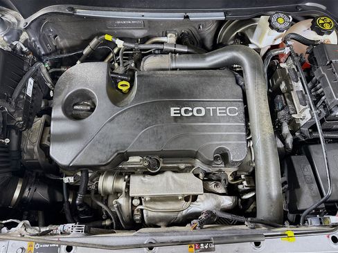 Used 2021 GMC Terrain SLE w/ Driver Convenience Package image 39