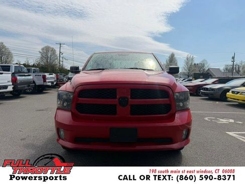 Used 2019 RAM 1500 Express w/ Express Value Package AWD/4WD image 3