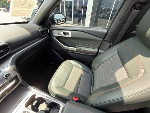 Used 2023 Ford Explorer Timberline w/ Timberline Technology Package AWD/4WD image 23