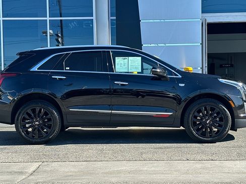 Used 2025 Cadillac XT5 Luxury w/ LPO, Red Accent Package image 3
