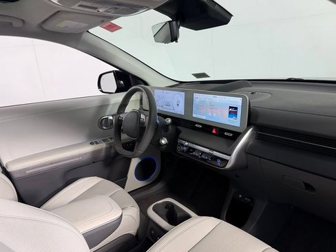 Used 2024 Hyundai Ioniq 5 Limited AWD/4WD image 33