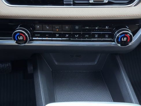 New 2027 Chevrolet Equinox ACTIV w/ Safety and Technology Package FWD image 14