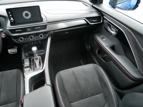 Used 2025 Acura ADX A-Spec image 11