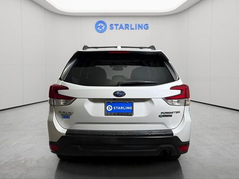 Used 2020 Subaru Forester Premium AWD/4WD image 7