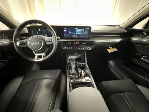Certified 2025 Kia K5 EX image 12