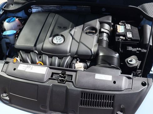 Used 2012 Volkswagen Beetle 2.5 image 49