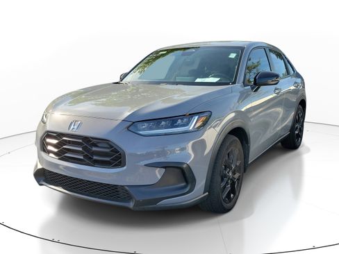 Used 2024 Honda HR-V Sport image 3