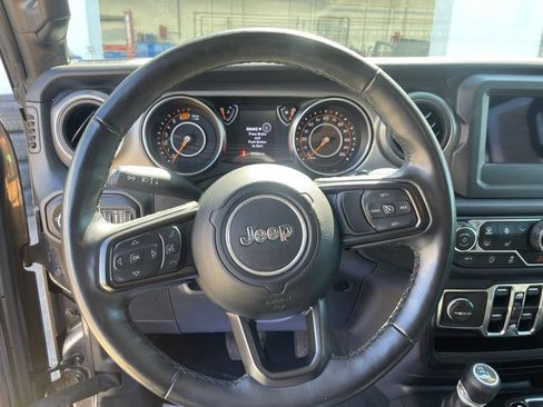 Used 2022 Jeep Wrangler Unlimited Sport AWD/4WD image 15