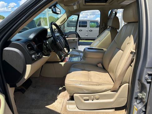 Used 2007 Chevrolet Tahoe LTZ w/ LTZ Preferred Equipment Group AWD/4WD image 20