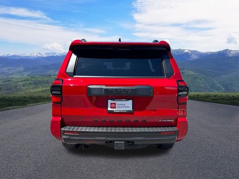Certified 2026 Toyota 4Runner TRD Off-Road Premium AWD/4WD image 4
