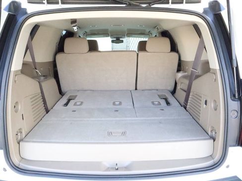 Used 2019 Chevrolet Tahoe LS image 9