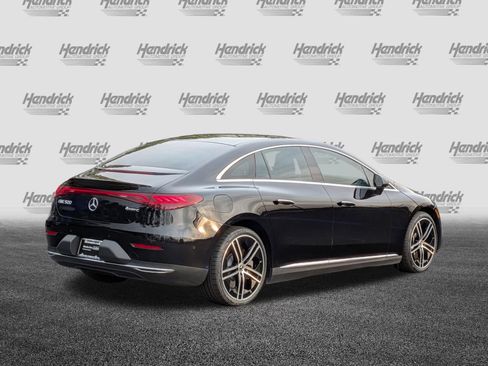 Used 2023 Mercedes-Benz EQE 500 4MATIC Sedan image 10