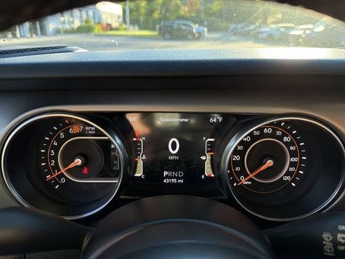 Used 2020 Jeep Wrangler Unlimited Sport AWD/4WD image 19