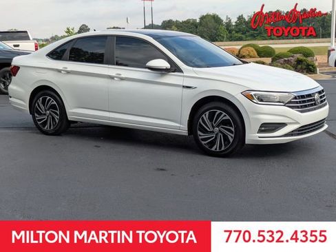 Used 2020 Volkswagen Jetta SEL Premium FWD image 1