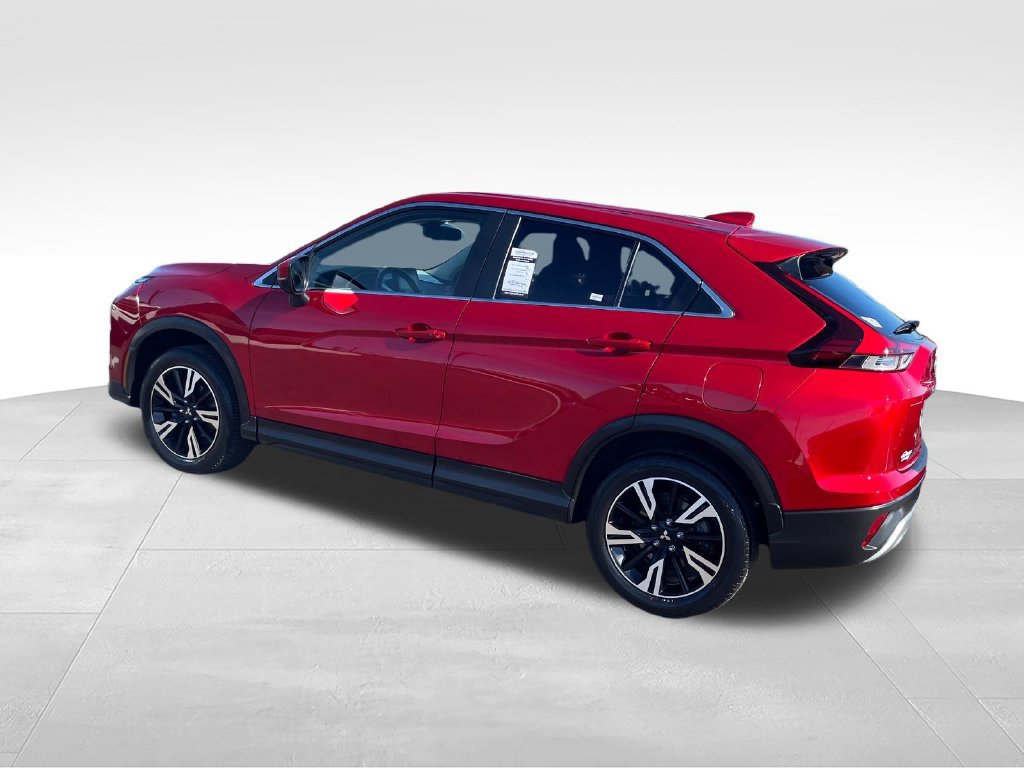 Used 2024 Mitsubishi Eclipse Cross SE AWD/4WD image 3