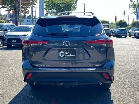 Used 2021 Toyota Highlander Platinum AWD/4WD image 10