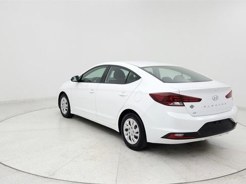 Used 2019 Hyundai Elantra SE w/ Cargo Package image 3