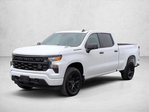 Used 2026 Chevrolet Silverado 1500 Custom w/ LPO, Dark Essentials Package AWD/4WD image 4