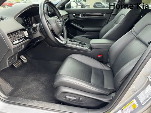 Used 2022 Honda Civic Sport Touring image 10