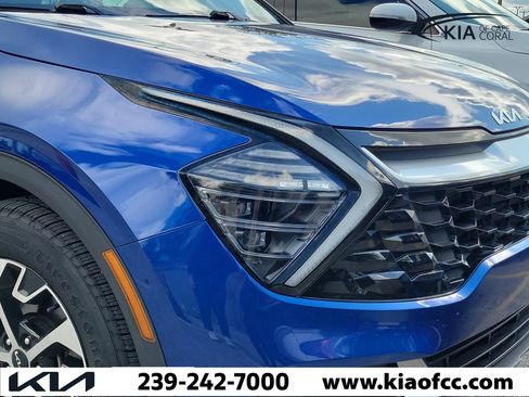 Certified 2024 Kia Sportage EX FWD image 4