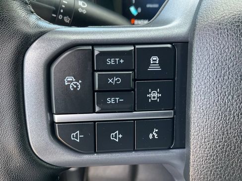 Used 2024 Ford F150 Lariat AWD/4WD image 11