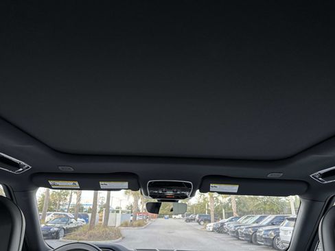 New 2026 Land Rover Range Rover Sport Dynamic SE image 18