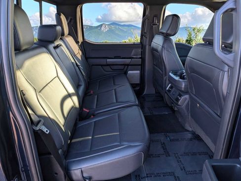 Used 2025 Ford F150 Lariat AWD/4WD image 18