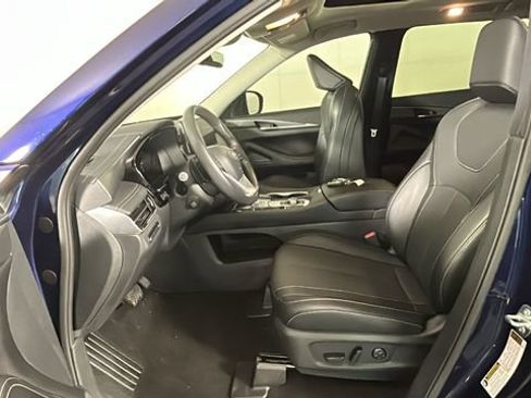 Used 2024 INFINITI QX60 Luxe AWD/4WD image 11