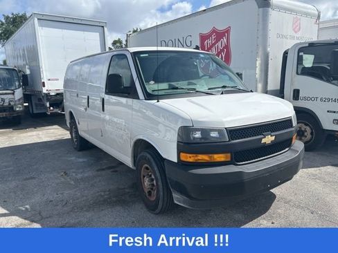 Used 2020 Chevrolet Express 2500 w/ Communications Package image 7
