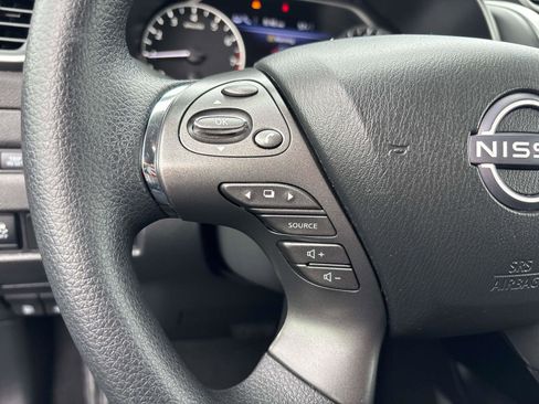 Used 2023 Nissan Murano S image 17