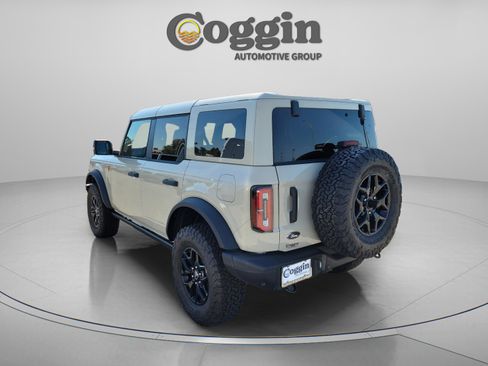 New 2025 Ford Bronco Badlands image 2