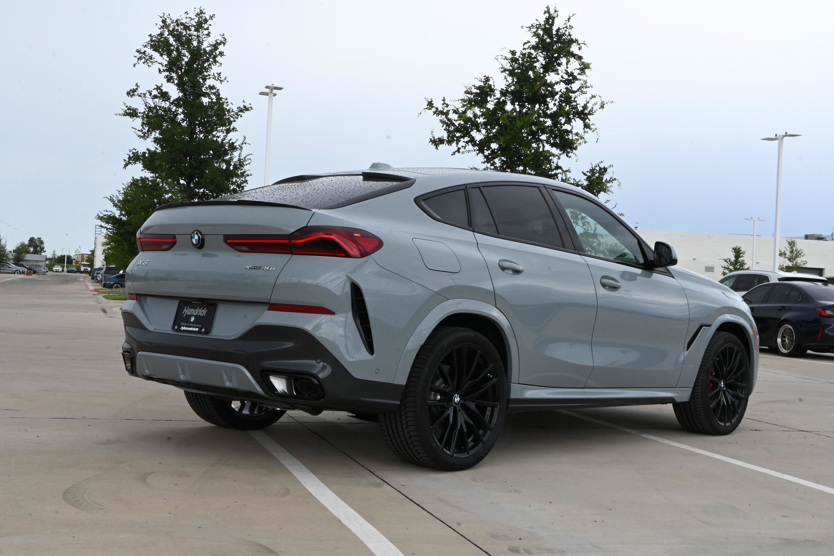 New 2027 BMW X6 xDrive40i w/ Climate Comfort Package AWD/4WD image 8