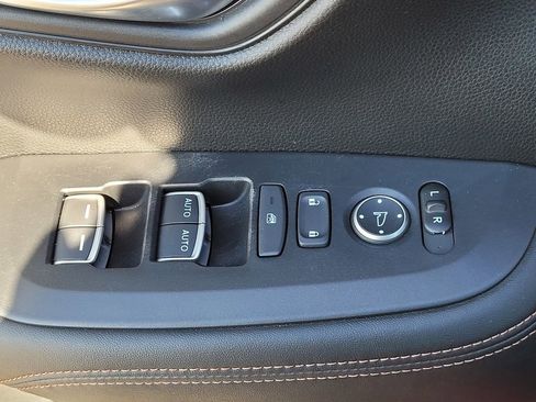 Used 2024 Honda HR-V Sport image 16