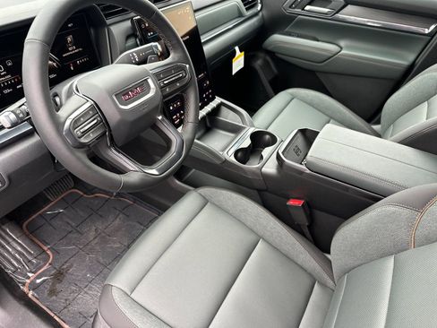 New 2026 GMC Terrain AT4 w/ Technology Package II image 10