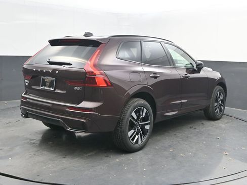 New 2026 Volvo XC60 B5 Core w/ Climate Package AWD/4WD image 7